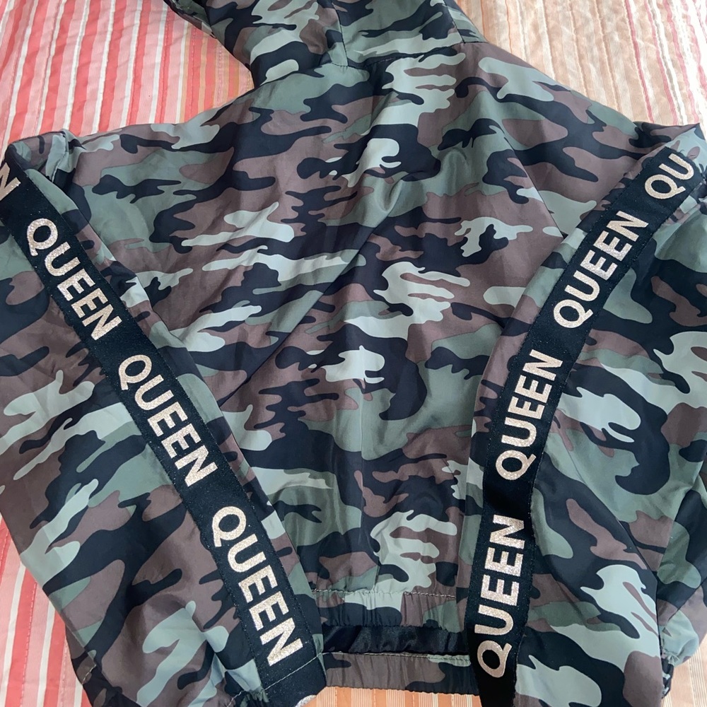 Camo Scruntched Bottom Jacket